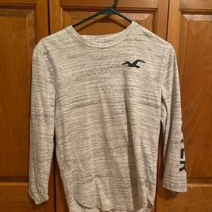 White hollister long sleeve shirt